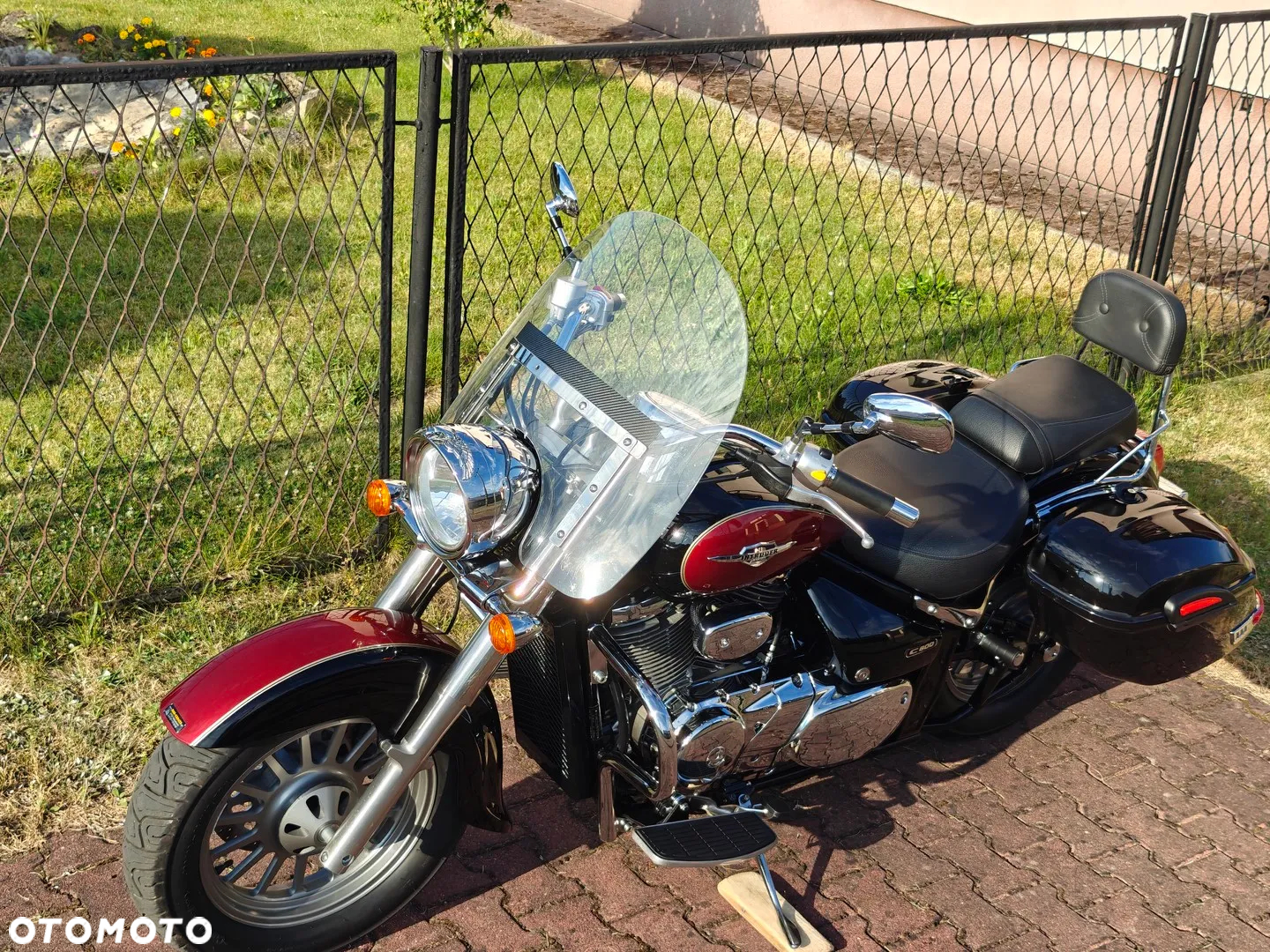 Suzuki Intruder - 20