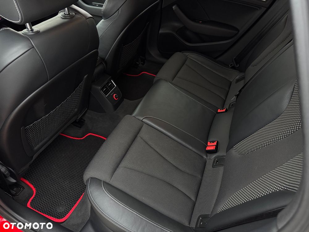 Audi A3 Sportback 2.0 TDI Quattro Ambiente S tronic - 11