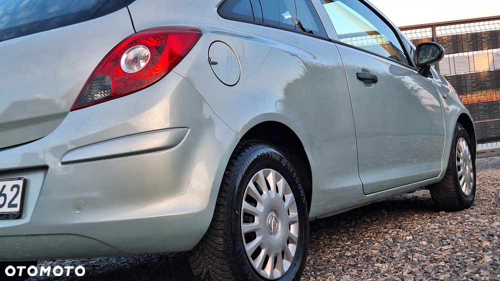 Opel Corsa - 28