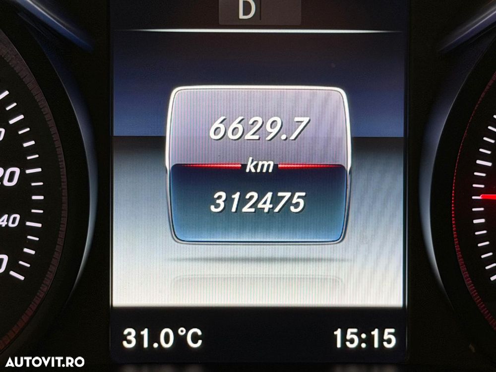 Mercedes-Benz GLC Coupe 220 d 4Matic 9G-TRONIC AMG Line - 26