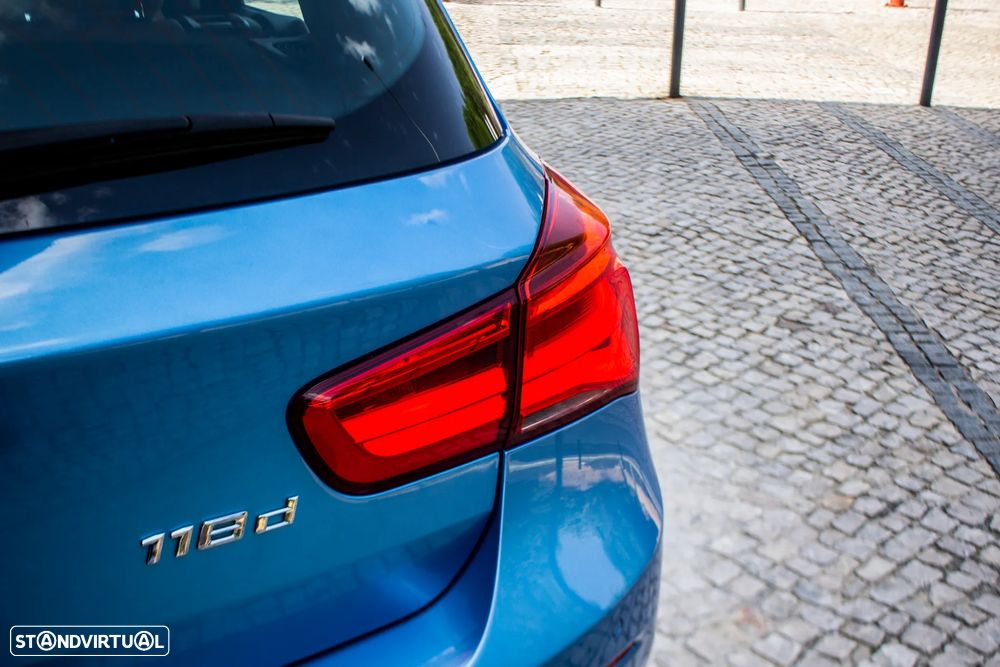 BMW 118 d Aut. Luxury Line - 11