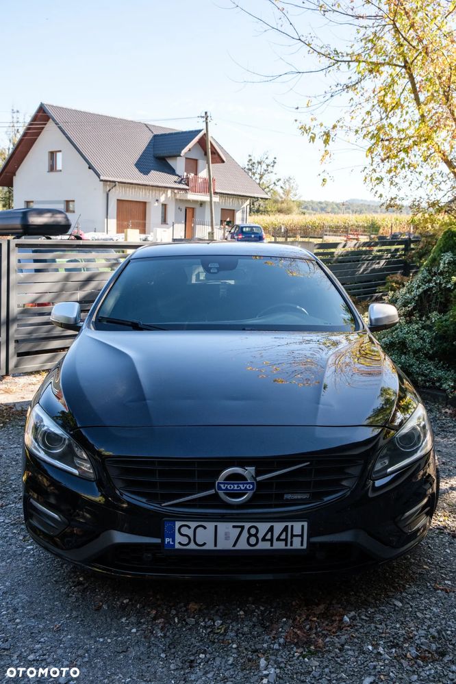 Volvo V60 D4 Drive-E R-Design Summum - 3