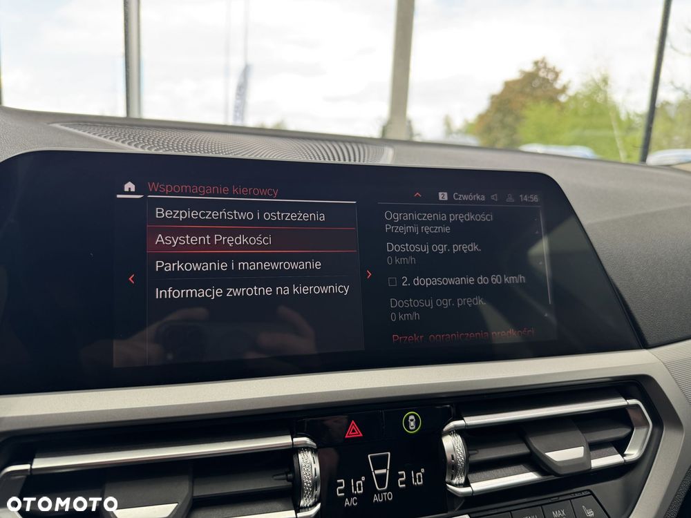 BMW Seria 3 320d xDrive MHEV Advantage - 35