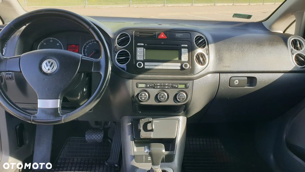 Volkswagen Golf Plus 2.0 TDI DSG Goal - 9