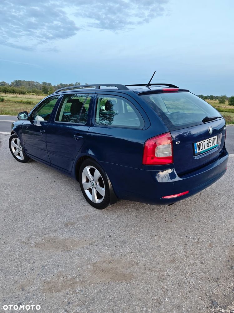Skoda Octavia 1.6 TDI Ambiente - 3
