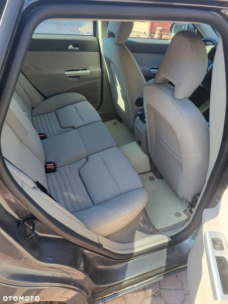 Volvo V50 D2 Momentum - 13