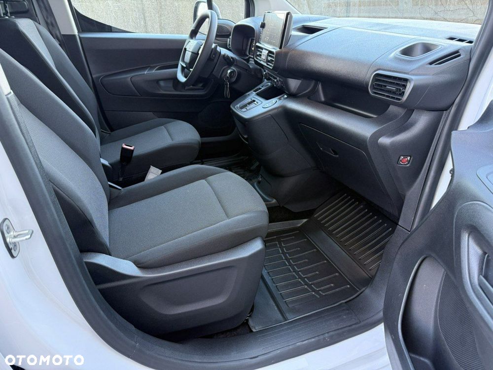 Toyota Proace City - 16