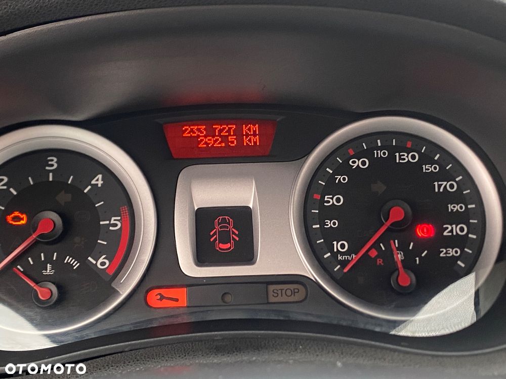 Renault Clio - 12
