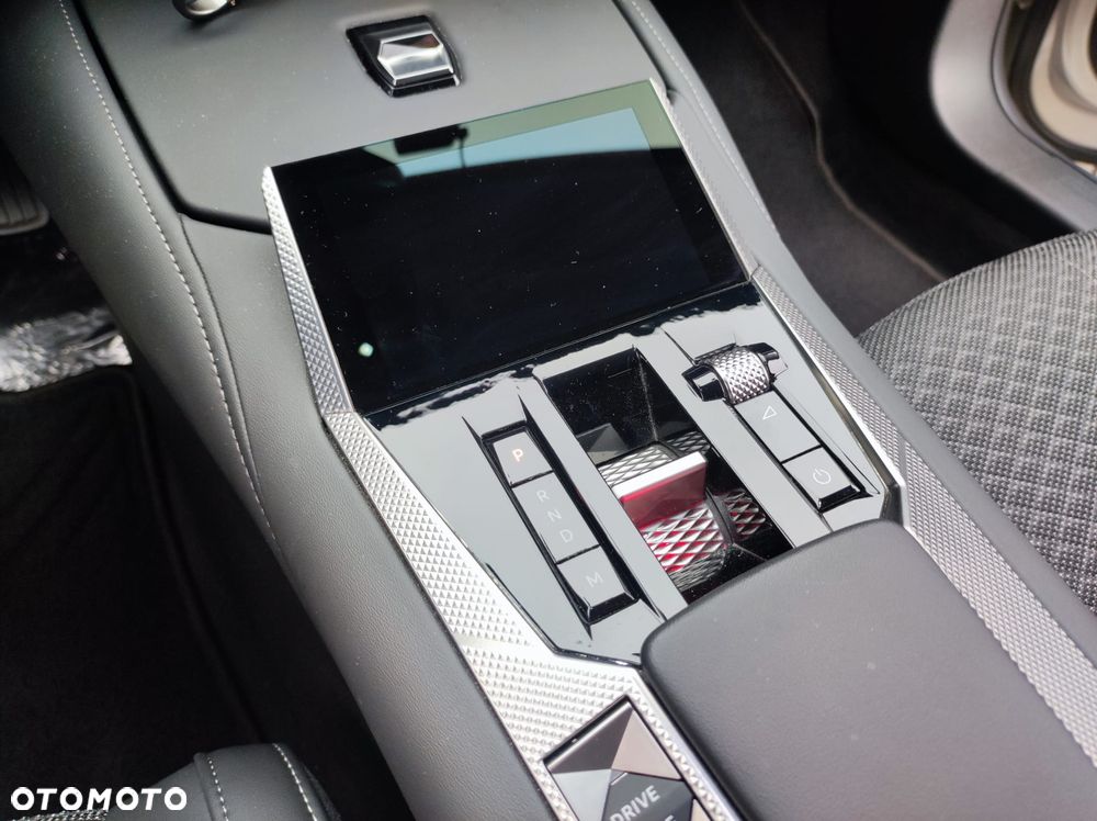 DS Automobiles DS 4 1.2 PureTech Trocadero - 8