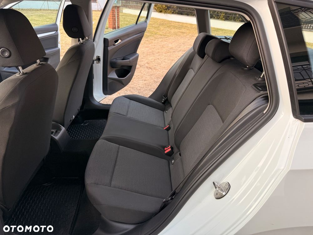 Volkswagen Golf 1.0 TSI - 29