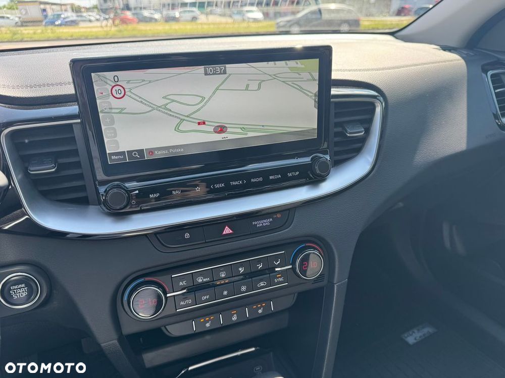Kia Ceed 1.5 T-GDI Tribute DCT - 11