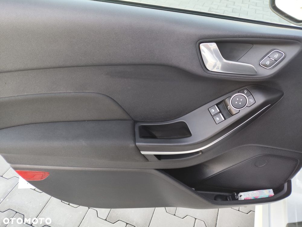 Ford Fiesta - 13