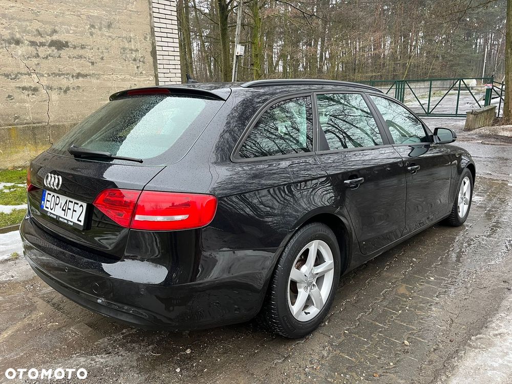Audi A4 Avant - 4