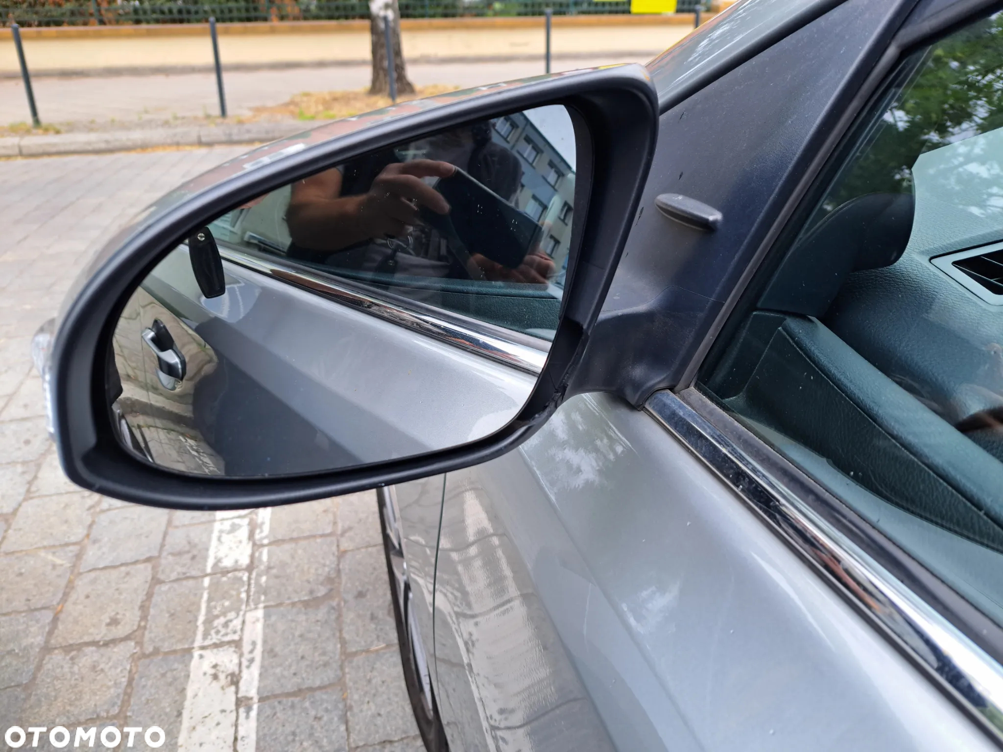 Toyota Auris 1.6 Premium + - 7