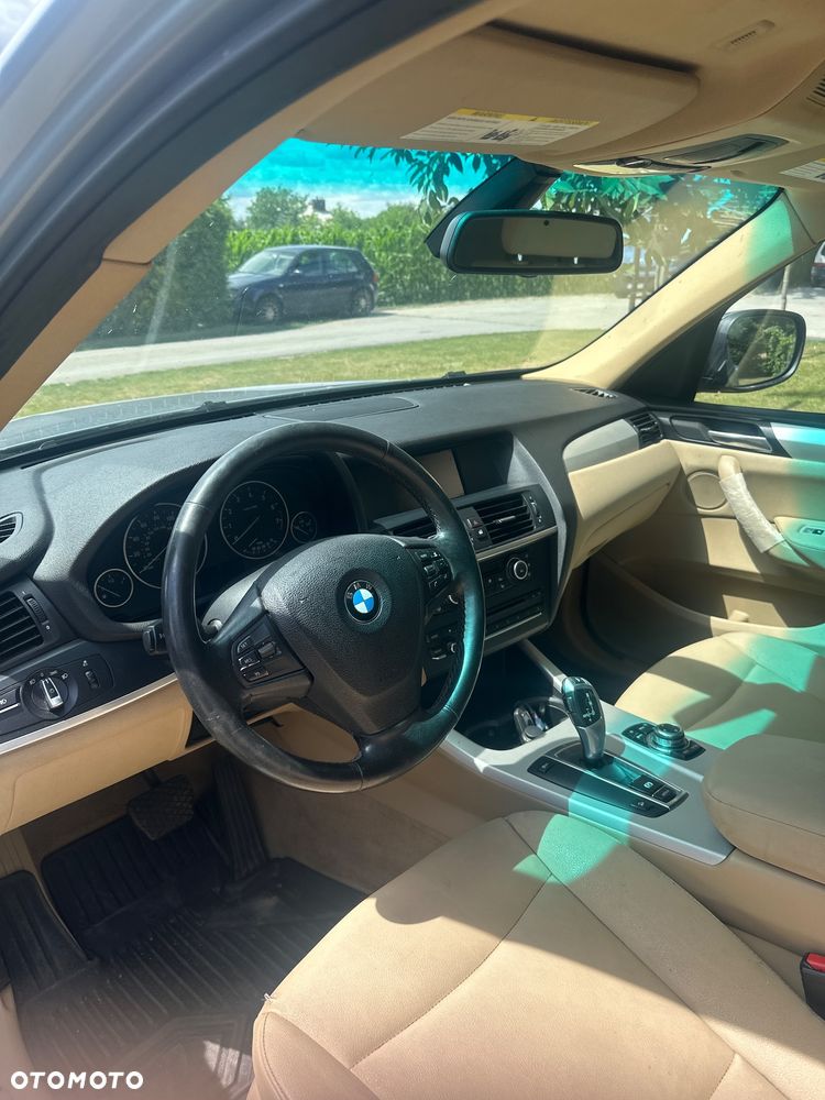 BMW X3 28i xDrive - 8