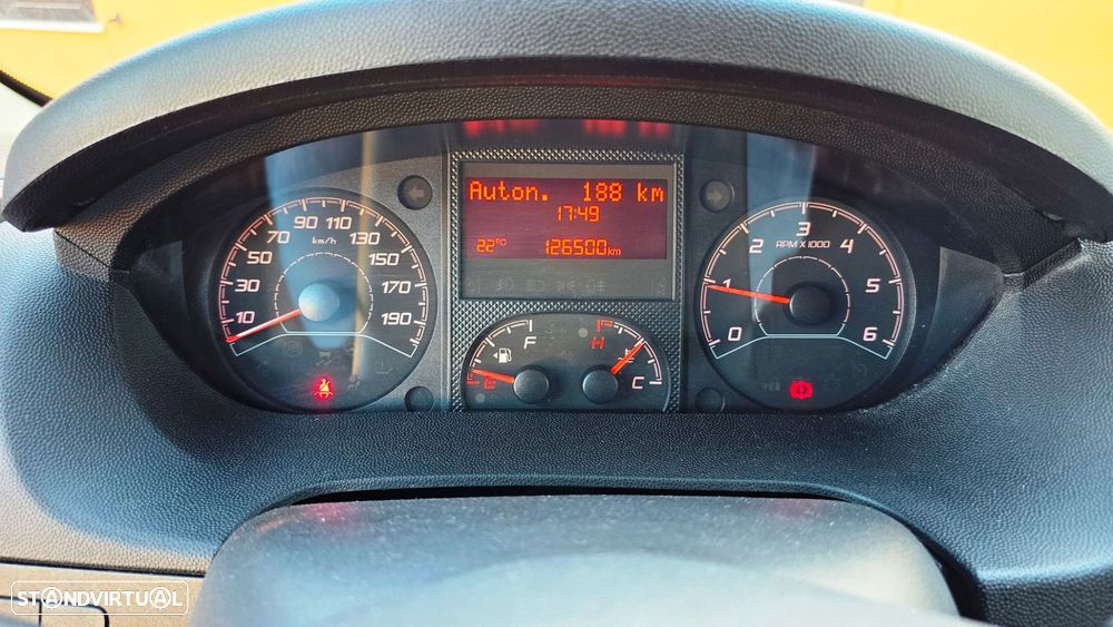Peugeot Boxer 2.2 BlueHDi 335 L2 CD - 4