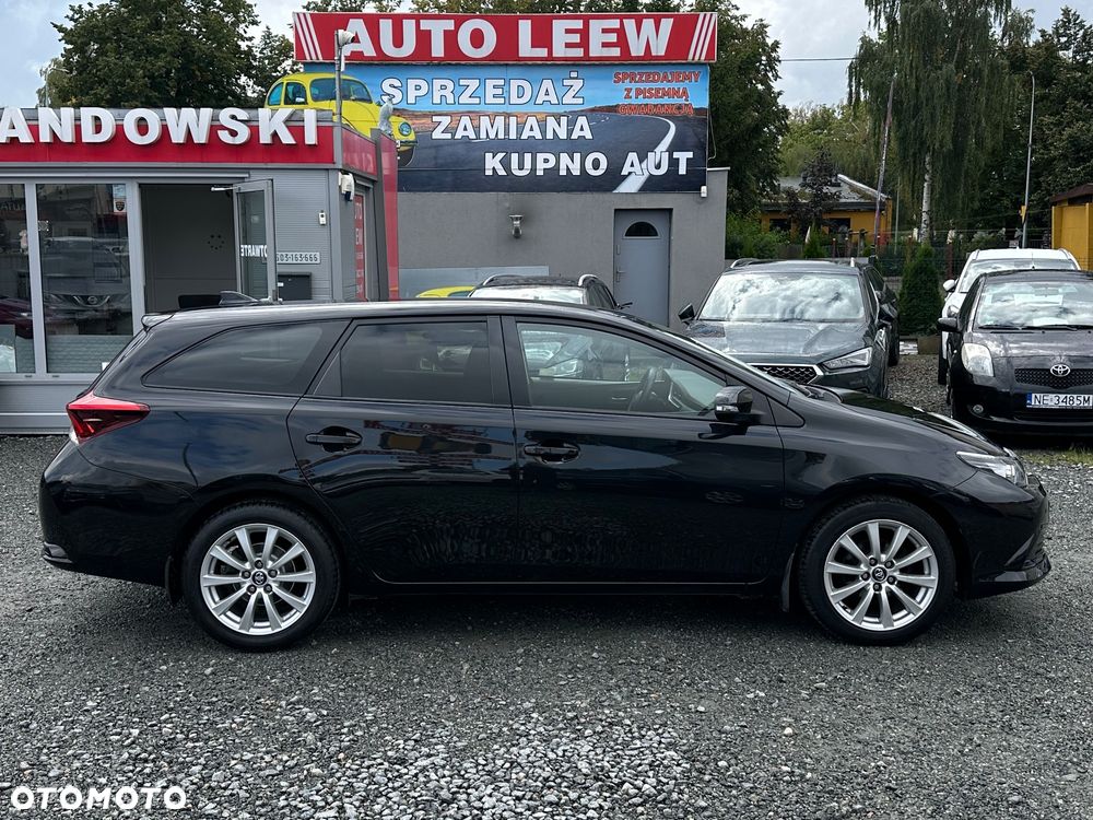 Toyota Auris 1.6 Dynamic - 3