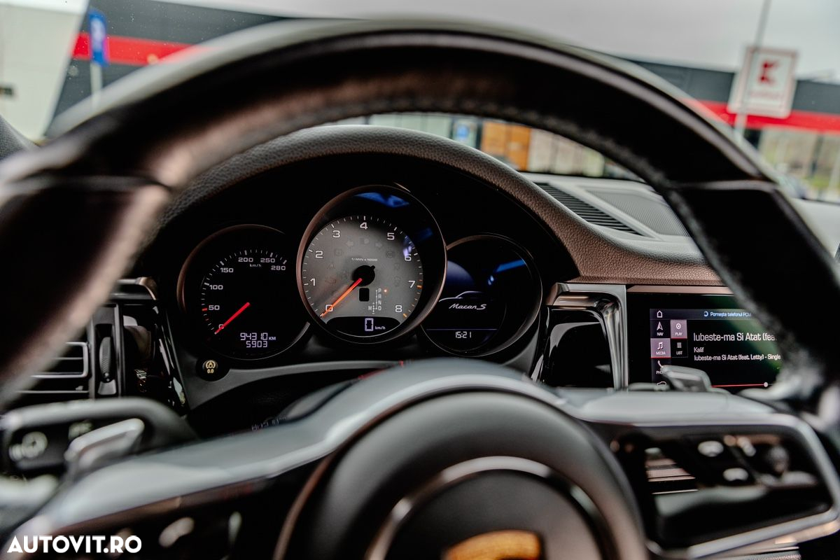 Porsche Macan - 22