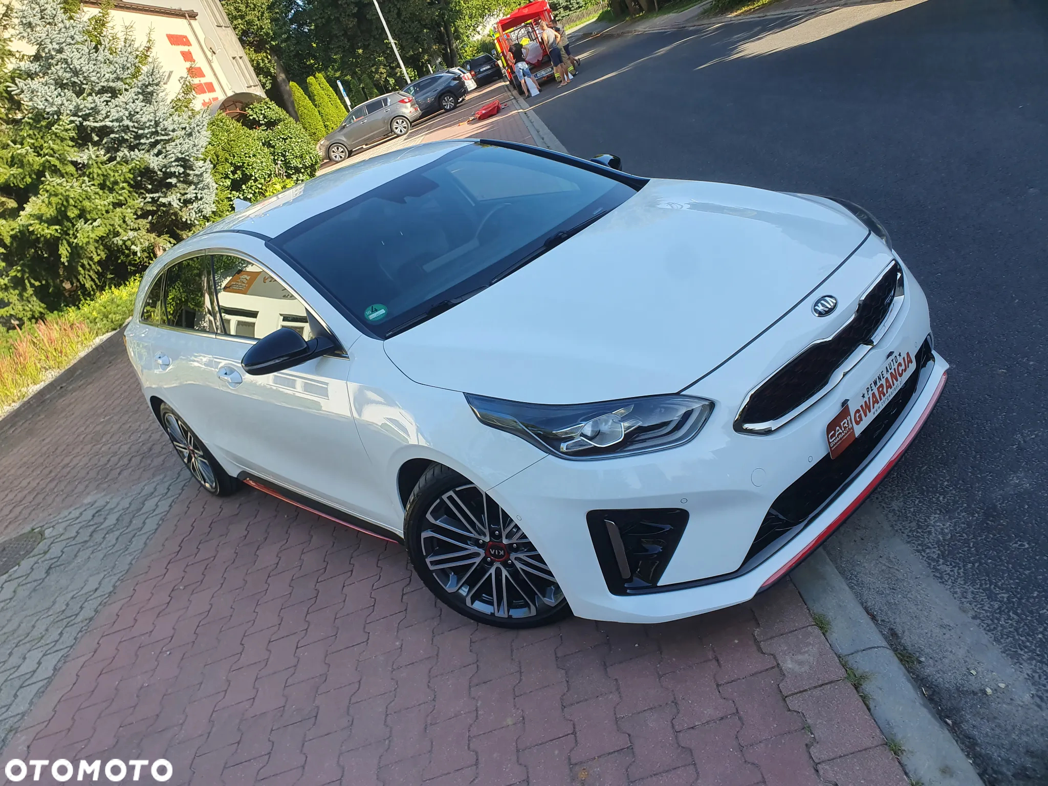 Kia ProCeed 1.6 T-GDI GT - 3