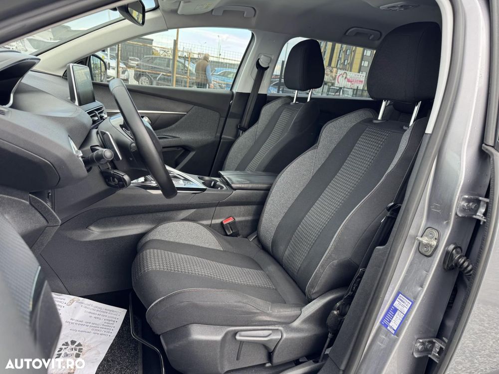 Peugeot 5008 - 6