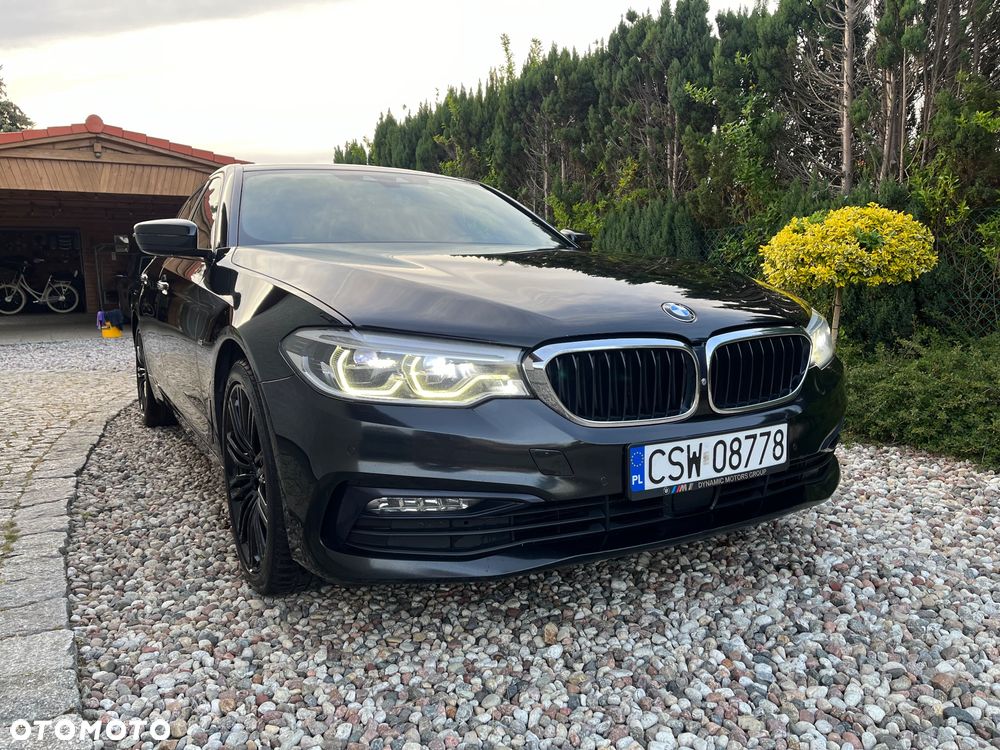 BMW Seria 5 520d xDrive Sport Line sport - 1
