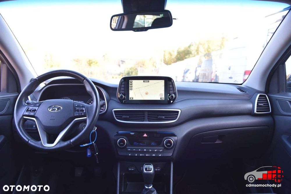 Hyundai Tucson 1.6 GDI BlueDrive Style 2WD - 18