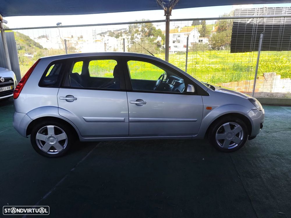 Ford Fiesta 1.25 Trend - 7