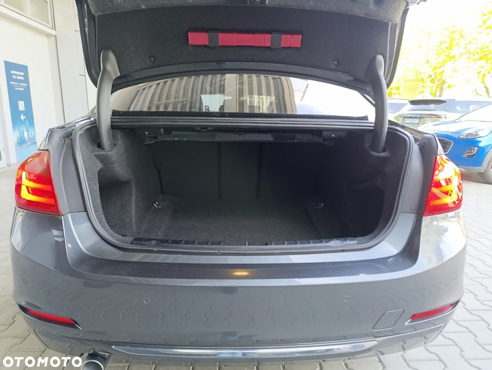BMW Seria 3 - 10