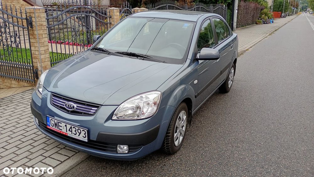 Kia Rio 1.4 Family - 2