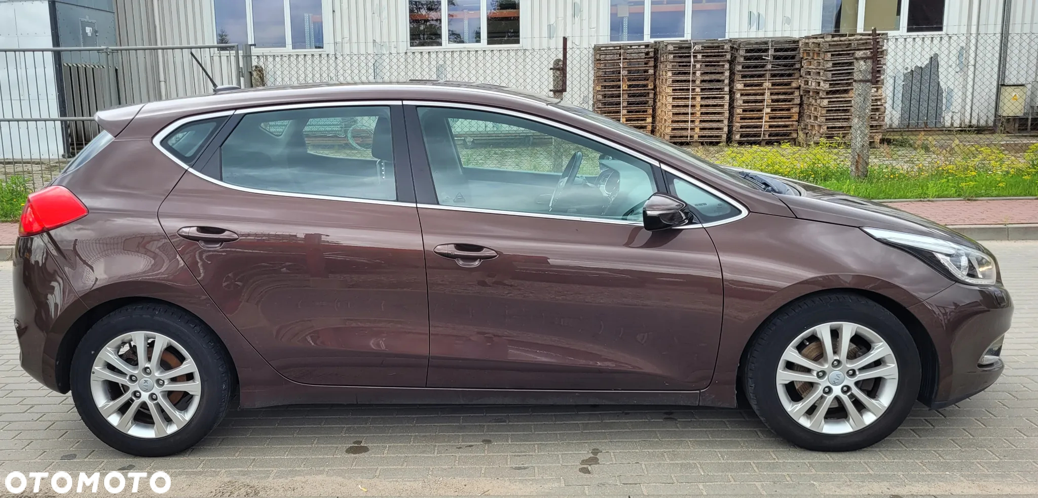 Kia Ceed 1.4 CVVT Spirit - 11