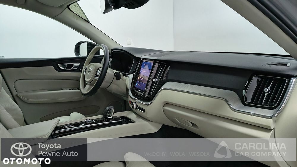 Volvo XC 60 B4 D AWD Plus Dark - 16