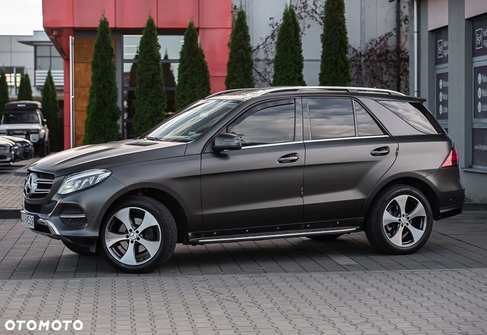 Mercedes-Benz GLE - 11