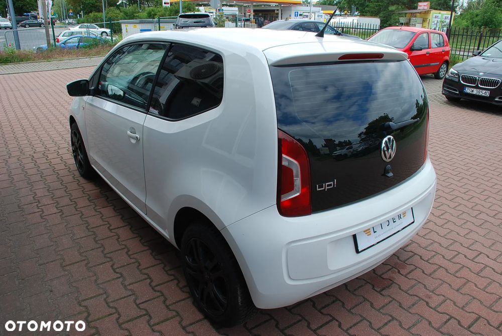Volkswagen up! white - 9