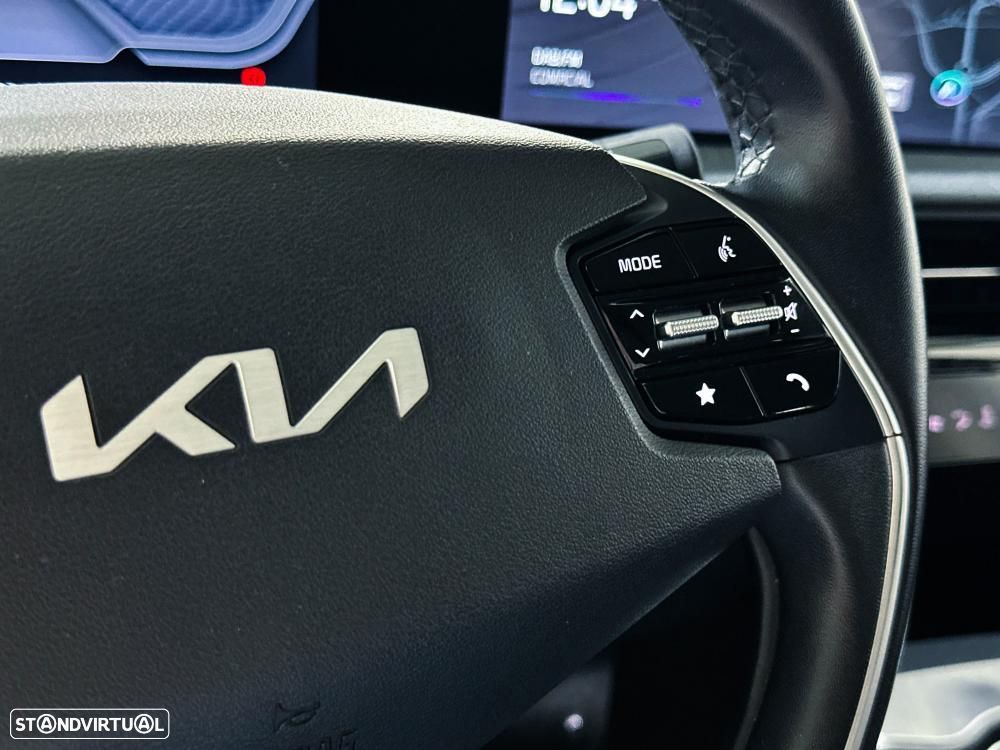 Kia EV6 77.4 kWh Tech - 37