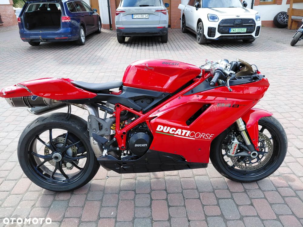 Ducati 848 - 6