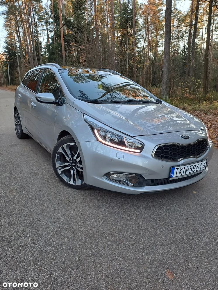 Kia Ceed 1.6 CRDi 128 Platinum Edition - 4