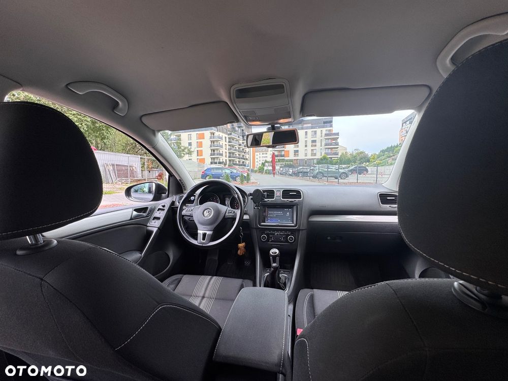 Volkswagen Golf - 9