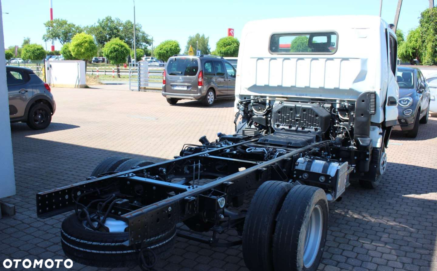 Mitsubishi Fuso Canter - 6