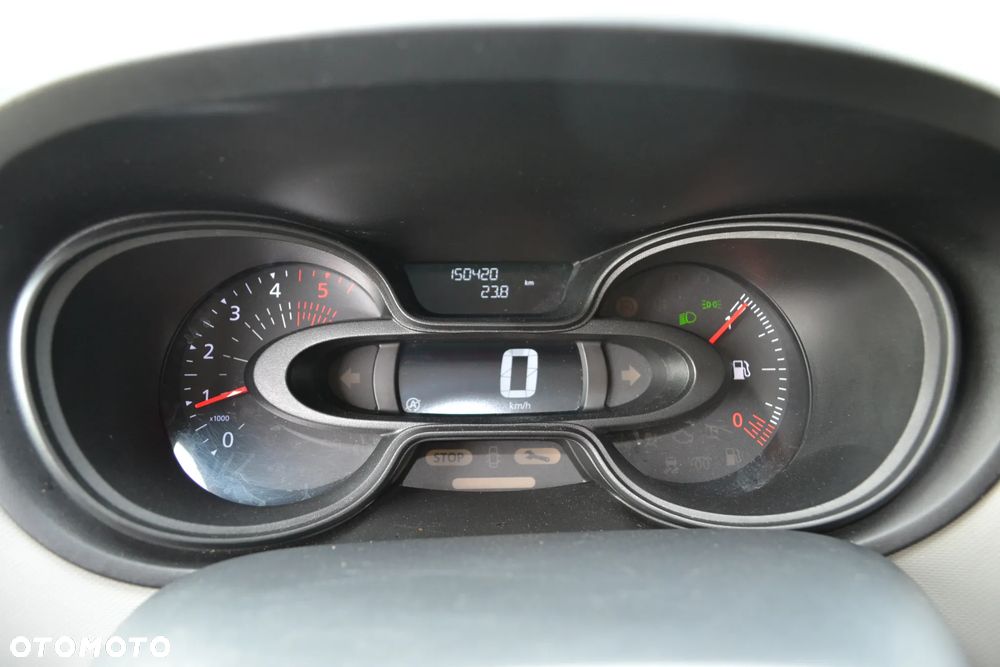 Renault Trafic - 17