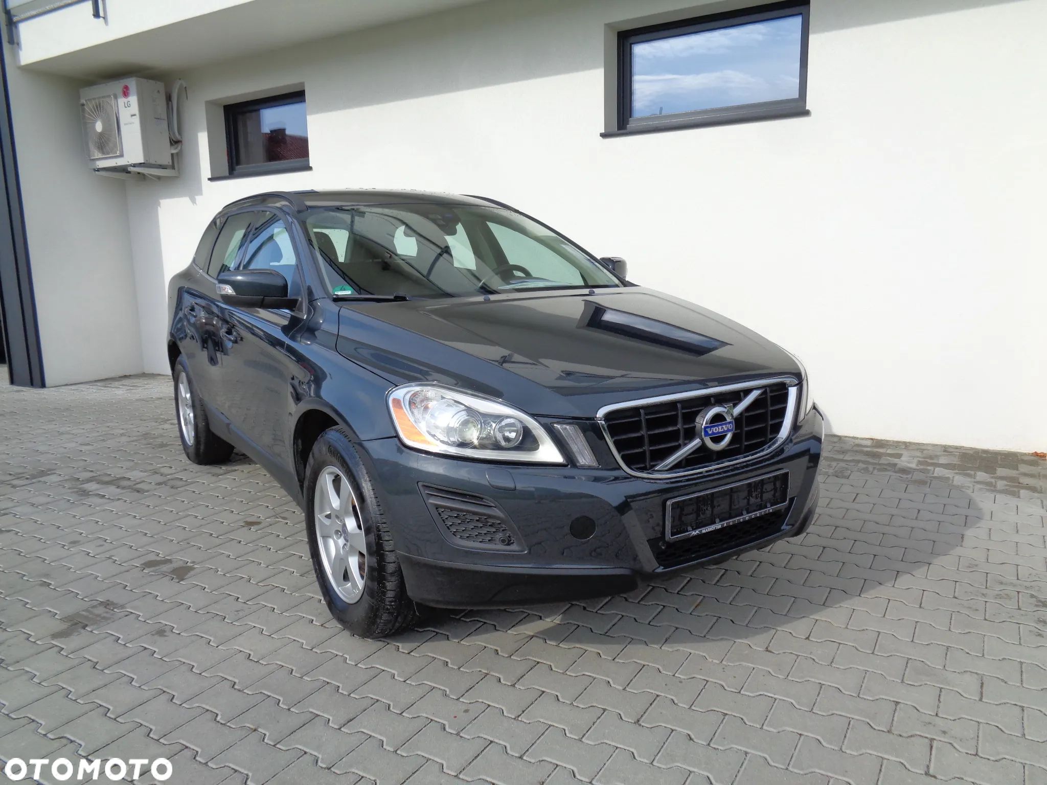 Volvo XC 60 - 1