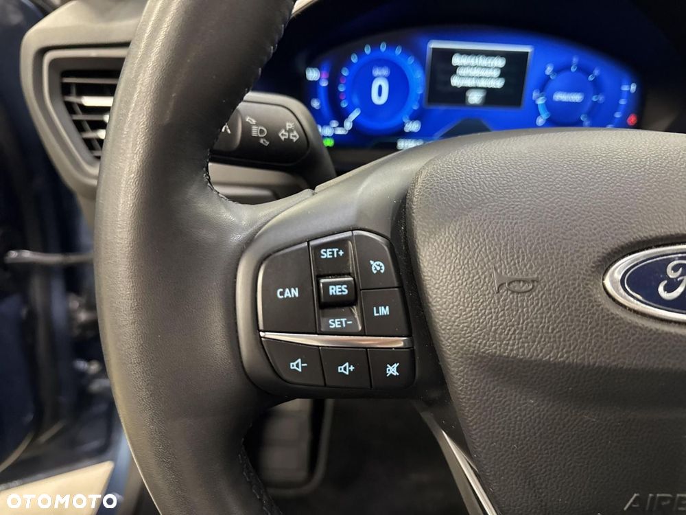 Ford Focus - 25