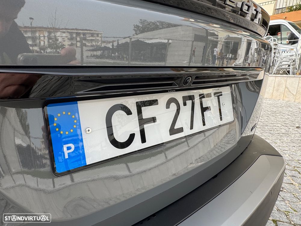 Peugeot e-2008 54 kWh GT - 13