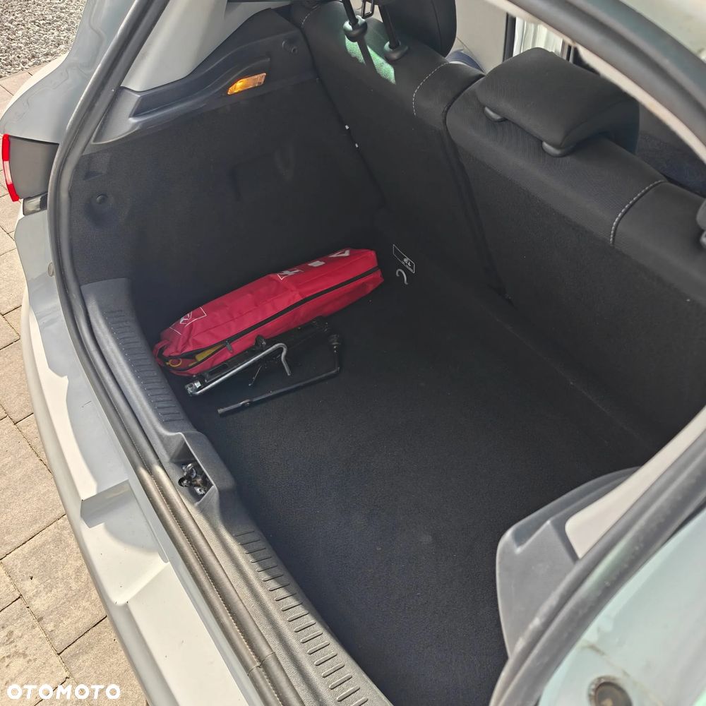 Renault Clio 1.2 16V Limited - 5