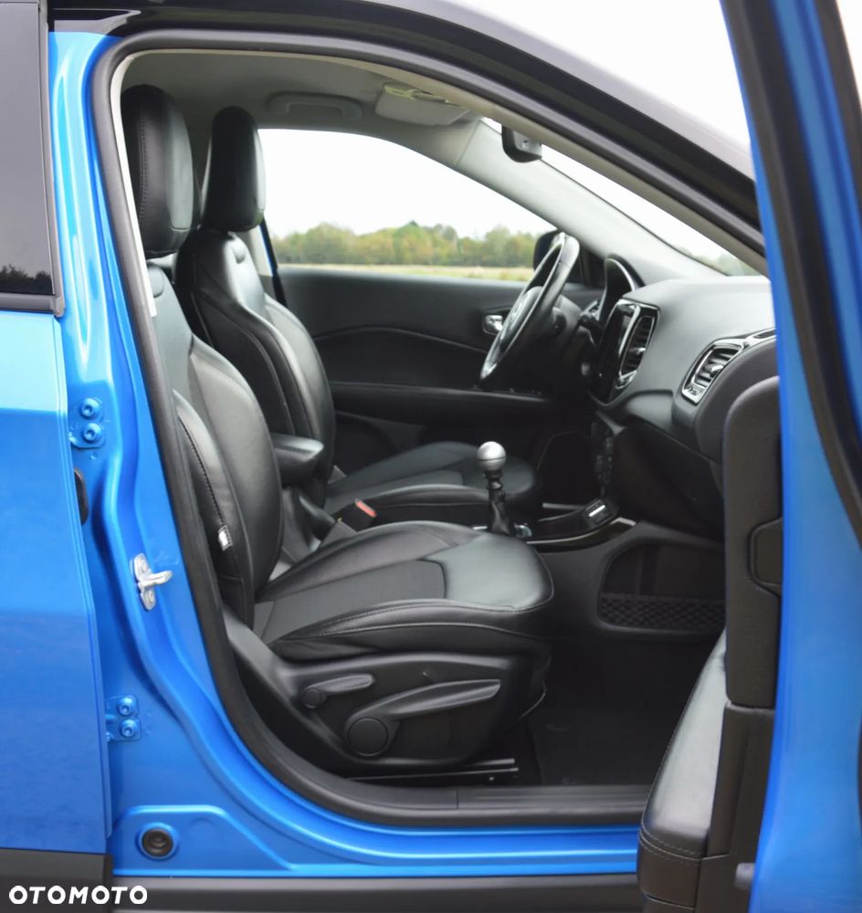 Jeep Compass - 27