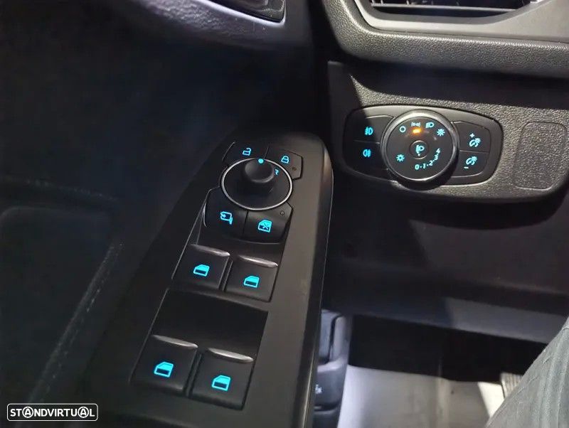 Ford Focus 1.0 EcoBoost MHEV ST-Line - 21