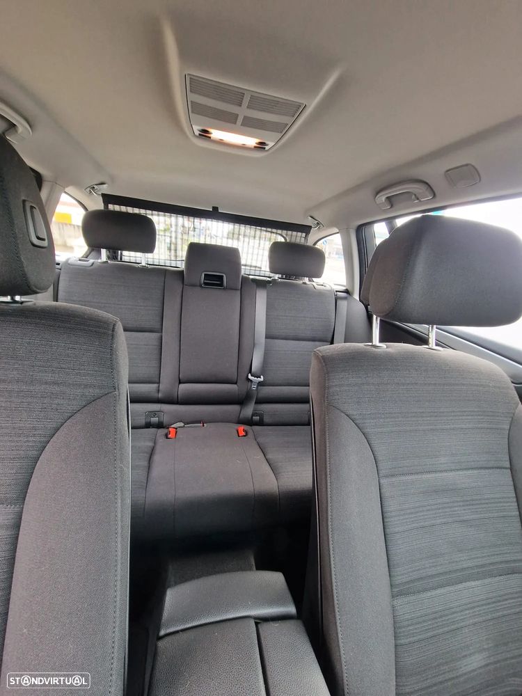 BMW 520 i Executive - 13