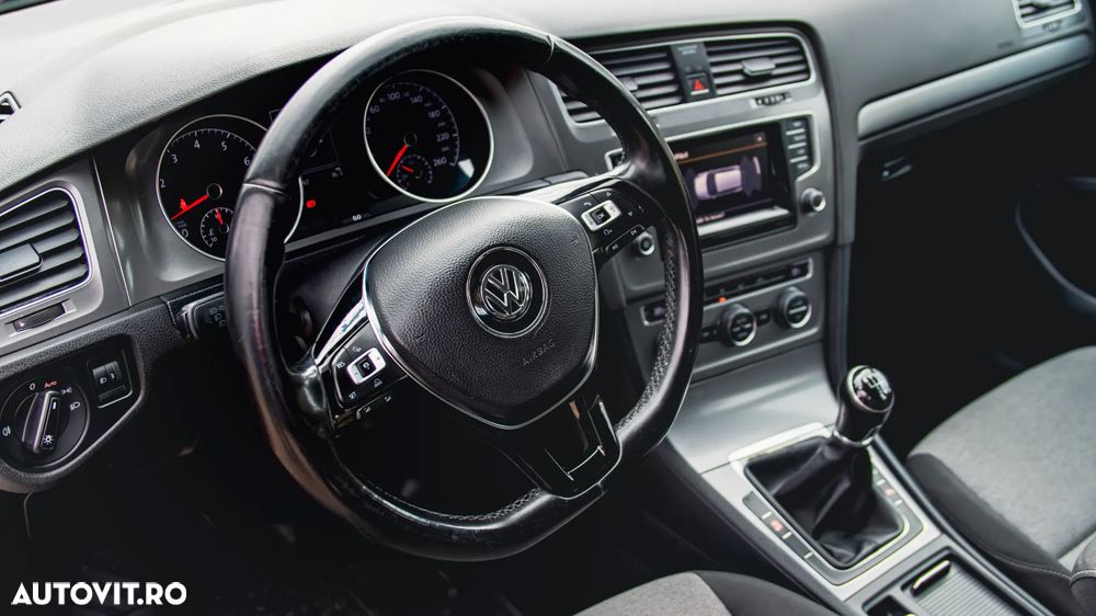 Volkswagen Golf 1.2 TSI Comfortline - 3