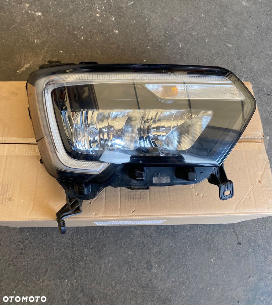 RENAULT MASTER 3 III LIFT 4 IV ORYGINALNA ! LAMPA PRZEDNIA PRAWA REFLEKTOR PRAWY PRZÓD LED Ledowa  Wwa - 4