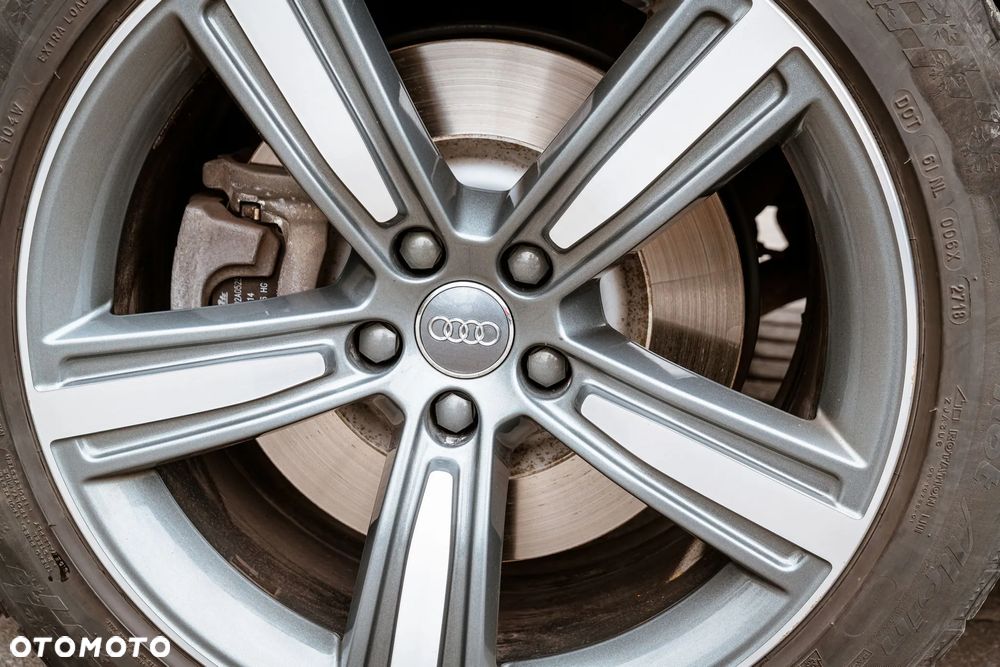 Audi A8 55 TFSI mHEV Quattro Tiptr - 36