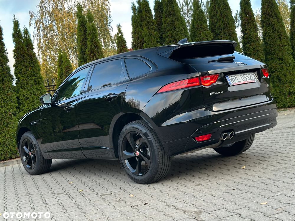 Jaguar F-Pace 20d AWD R-Sport - 35